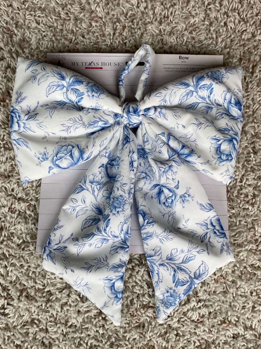 NWT My Texas House Blue and White Floral Decorative Bow